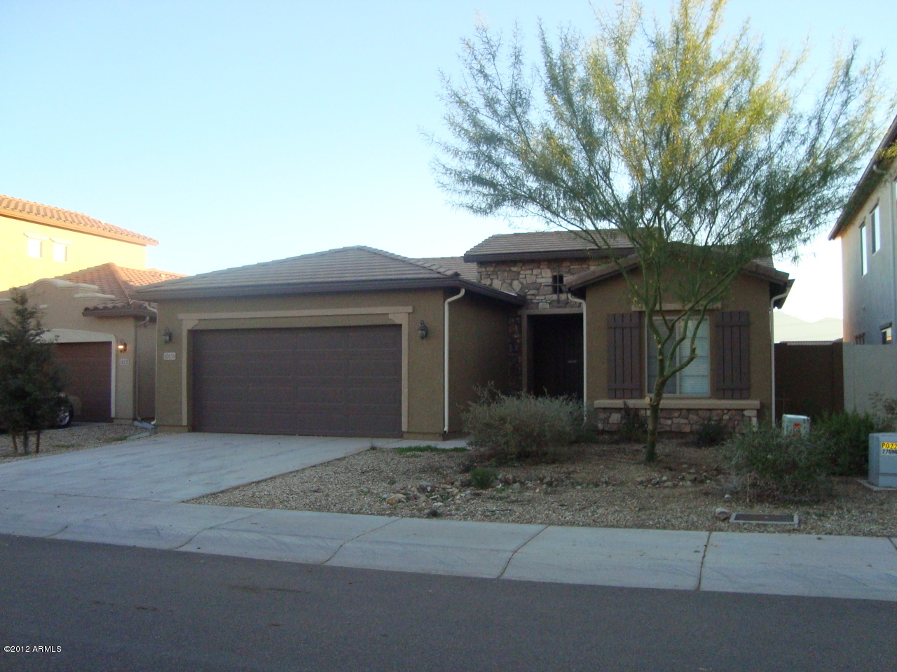 Photo of Listing #4703854