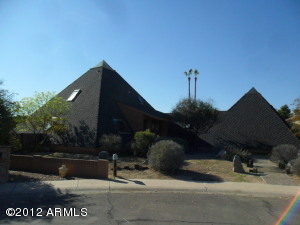 1935 WOODMAN Drive