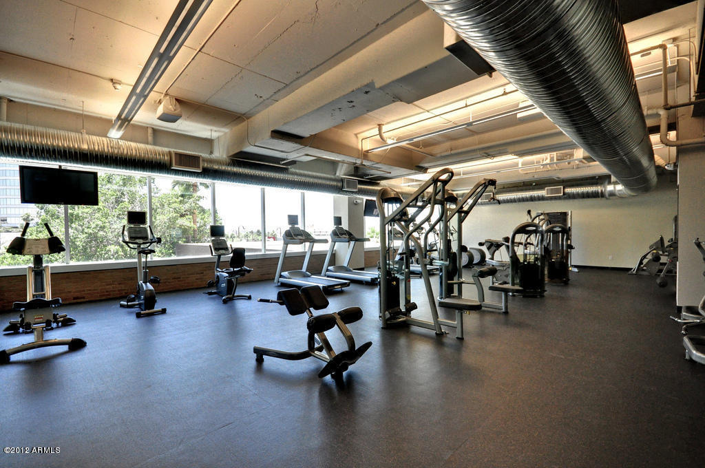 1 E LEXINGTON Avenue Unit 203 - 6790129