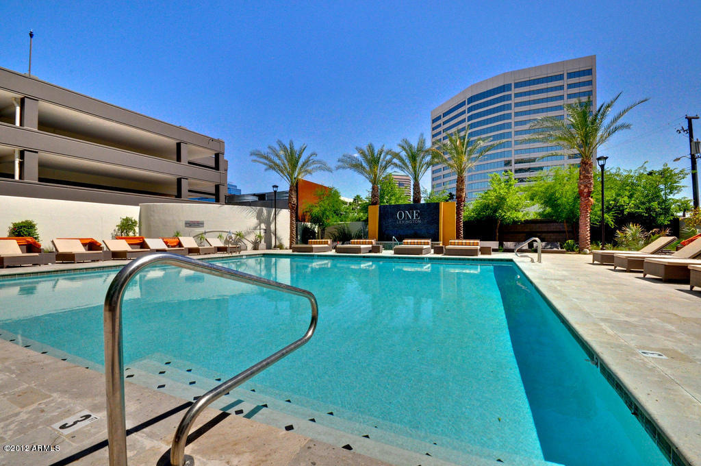 1 E LEXINGTON Avenue Unit 203 - 6790130