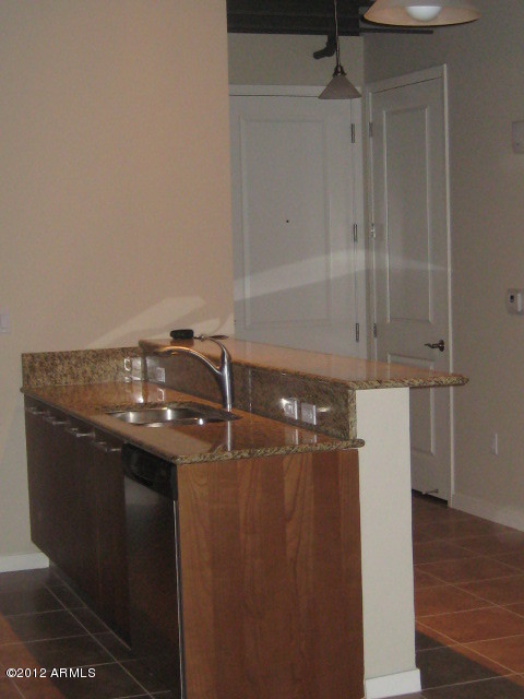 1 E LEXINGTON Avenue Unit 203 - 6790128