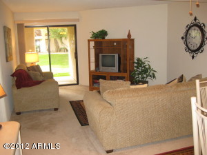 Fully furnished Living Room