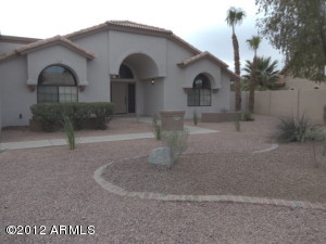 2077 Lakeshore Drive