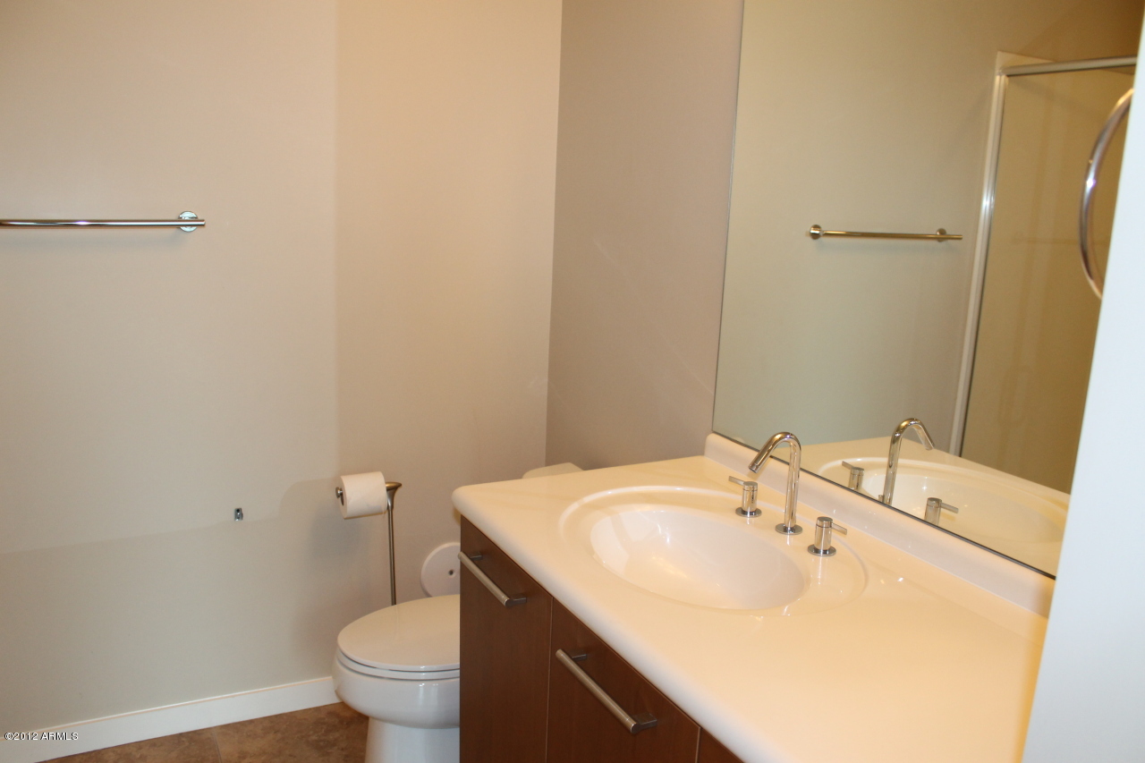 1 E LEXINGTON Avenue Unit 203 - 6790883