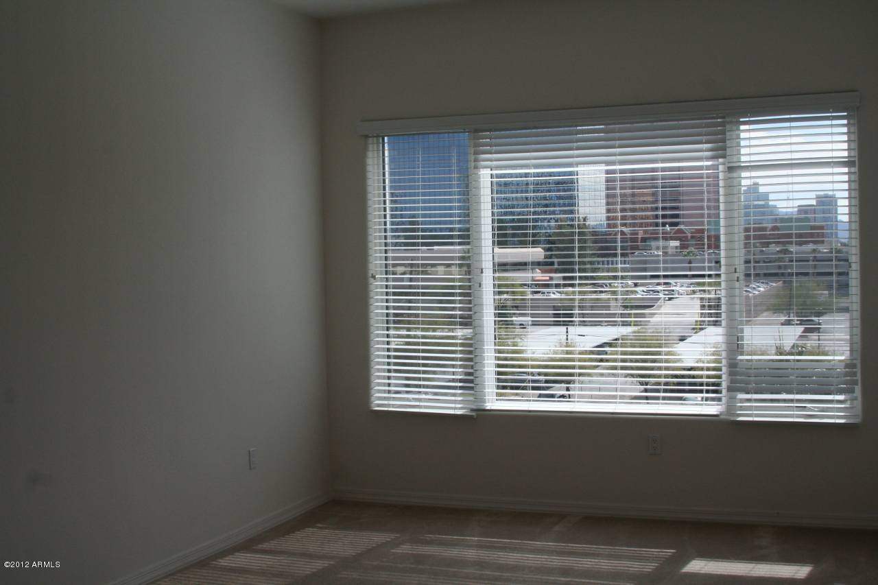16 W Encanto Boulevard Unit 418 - 6790914