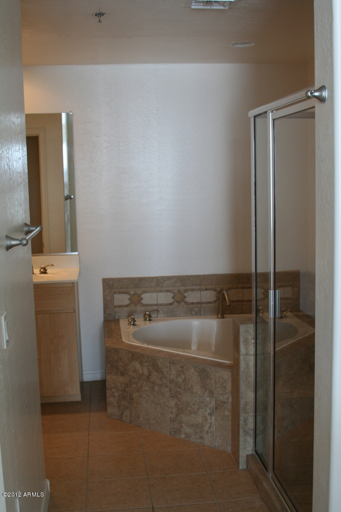 16 W Encanto Boulevard Unit 418 - 6790915