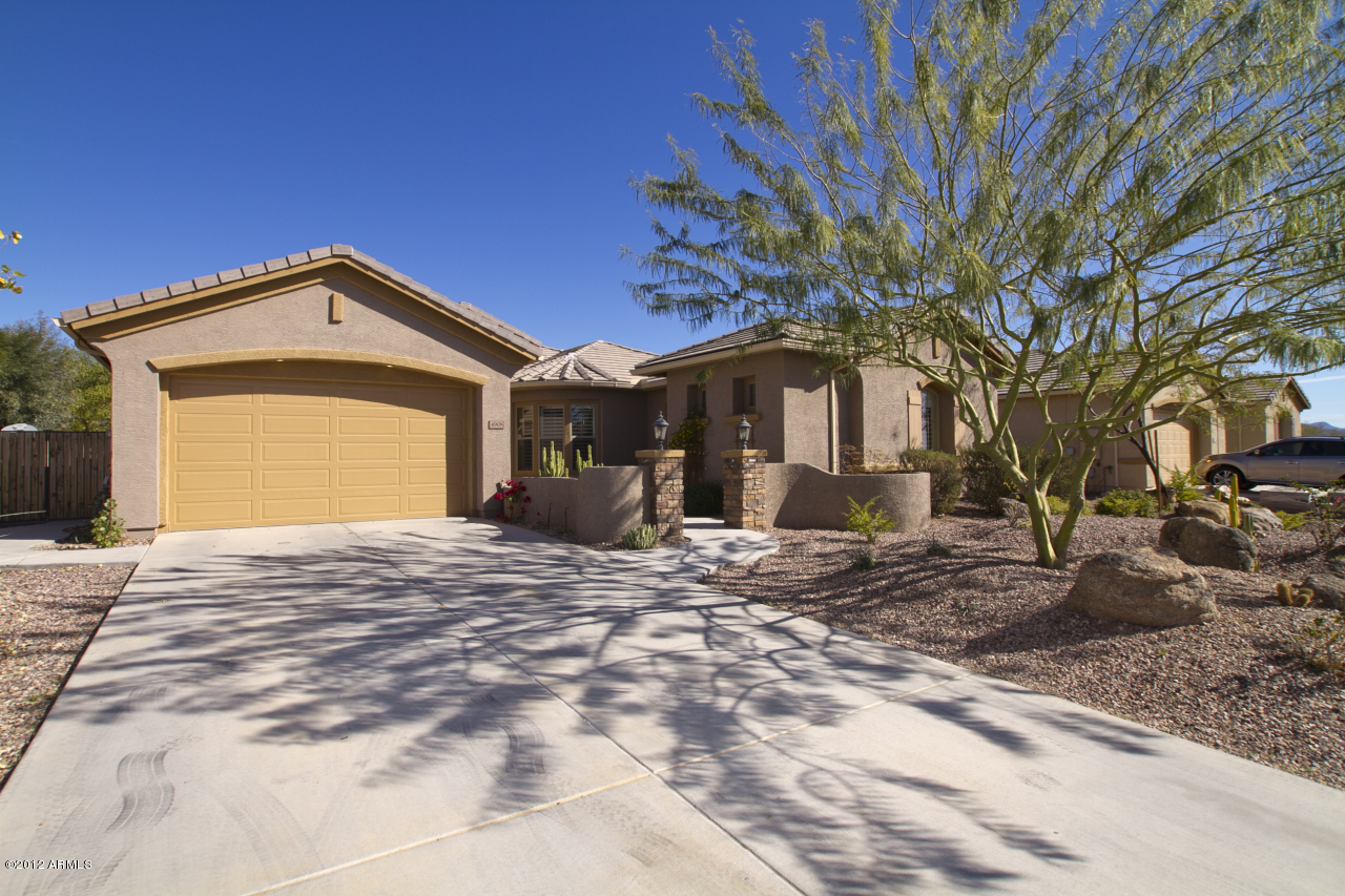 Photo of Listing #4715901