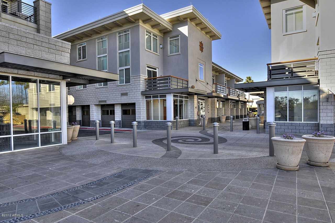 7033 E MAIN Street - 6791432