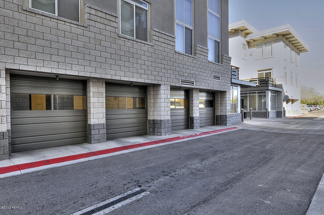 7033 E MAIN Street - 6791433