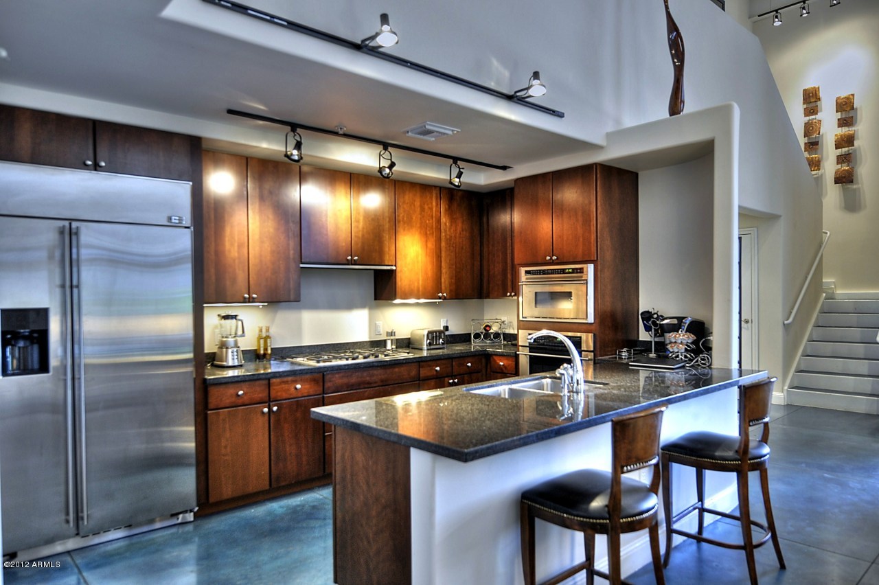 7033 E MAIN Street - 6791441