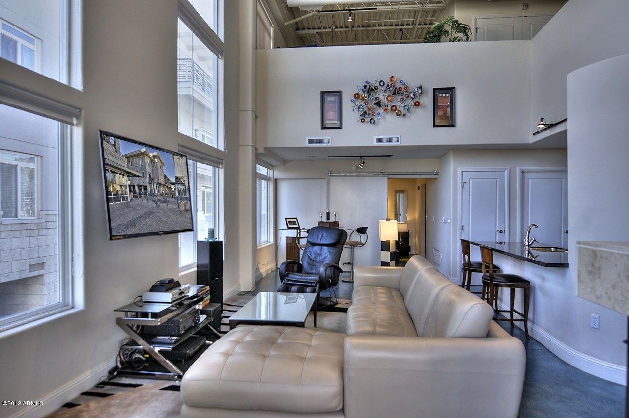 7033 E MAIN Street - 6791445