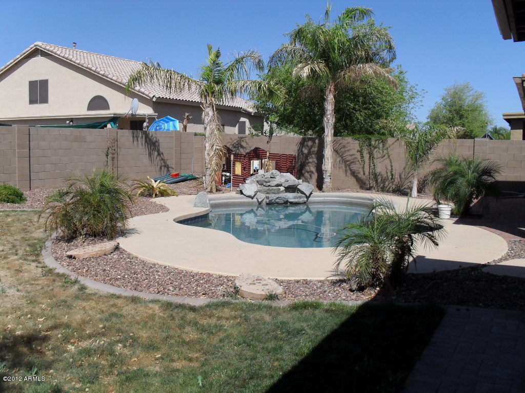 Photo of Listing #4748868