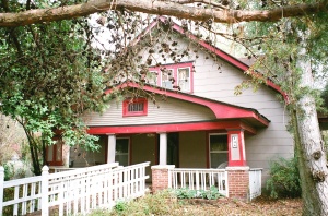 108 ELIZABETH ST