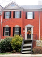 1103 CANTERBURY DR