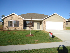 3806 CLYDESDALE DR