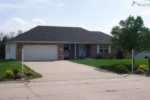 202 AMANDA DR