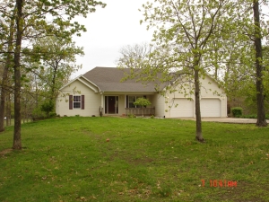 18275 N WHISPERING OAKS DR