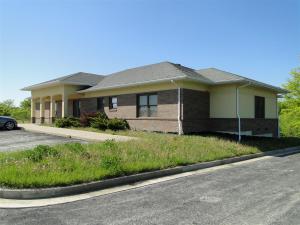 2635 FAIRWAY DR