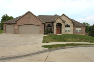 503 WOODLAND CT