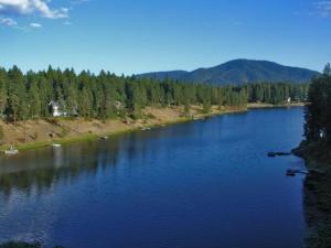 Waterfront for Sale in Hayden Lake Idaho - Avondale on Hayden - Hayden Idaho 83835