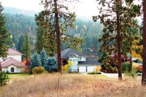 River and Mountain Views - Riverside Harbor - Post Falls, Idaho - Lot for Sale