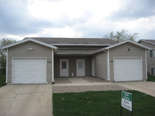 Listing Photo For: 29454 !