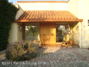 Casa / Venta / Santiago / Peñalolen / FLEXMLS-11-30