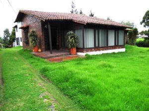 FRANQUICIA MASTER Casa En Venta En Cota - Cota C&oacute;digo FLEX: 12-75