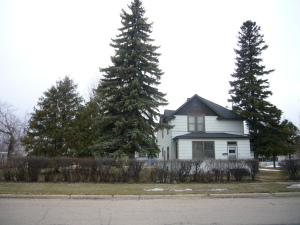 Very large lot located on quiet corner