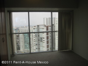 FRANQUICIA MASTER COLOMBIA Departamento en Venta en Interlomas en Huixquilucan Código: 11-17 No.4