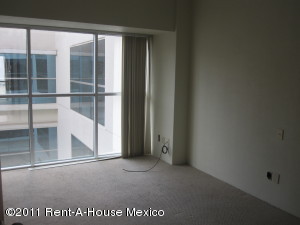 FRANQUICIA MASTER COLOMBIA Departamento en Venta en Interlomas en Huixquilucan Código: 11-17 No.5