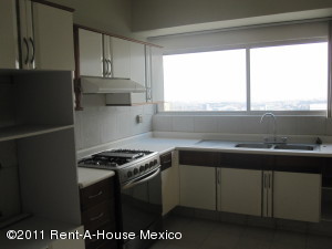 FRANQUICIA MASTER COLOMBIA Departamento en Venta en Interlomas en Huixquilucan Código: 11-17 No.7