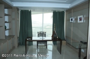 MASTER INTERNATIONAL Departamento en Venta en Jesus del Monte en Huixquilucan C&oacute;digo: 11-36 No.7