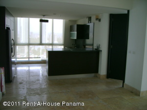 FRANQUICIA MASTER COLOMBIA Apartamento en Alquiler en Coco del Mar en Panama Código: 11-29 No.4