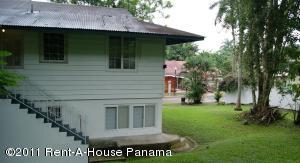 FRANQUICIA MASTER Casa en Venta en Ancon en Panama Código: 11-50 No.2