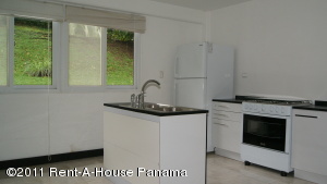 FRANQUICIA MASTER Casa en Venta en Ancon en Panama Código: 11-50 No.4