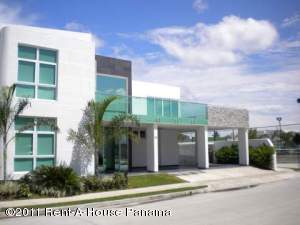 FRANQUICIA MASTER Casa en Venta en Costa Sur en Panama Código: 11-65 No.7