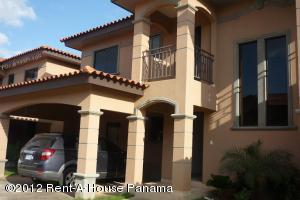 FRANQUICIA MASTER Casa en Alquiler en Costa Sur en Panama Código: 12-12 No.4