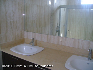 FRANQUICIA MASTER Apartamento en Venta en San Francisco en Panama Código: 11-20 No.8