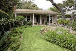 2184 E VALLEY