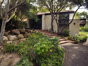 840  Riven Rock