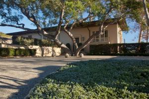 5162  FOOTHILL