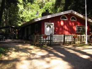 5520 W CAMINO CIELO