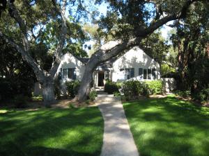 2180 E VALLEY