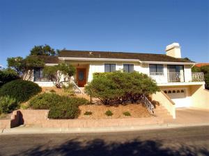 687  HILLSIDE