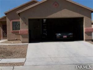 2642 E Paseo La Tierra Buena  Tucson Arizona 85706