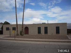 9227 E Calle Cascada  Tucson Arizona 85715