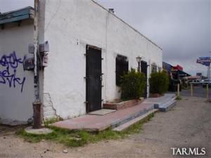 5 br Home in Tucson