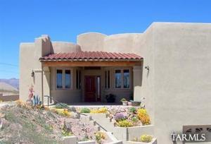530  Ruth  Rio Rico Arizona 85648