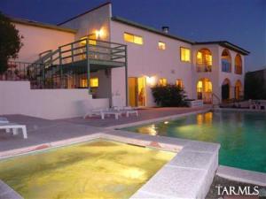 6231 N Camino Esquina  Tucson Arizona 85718